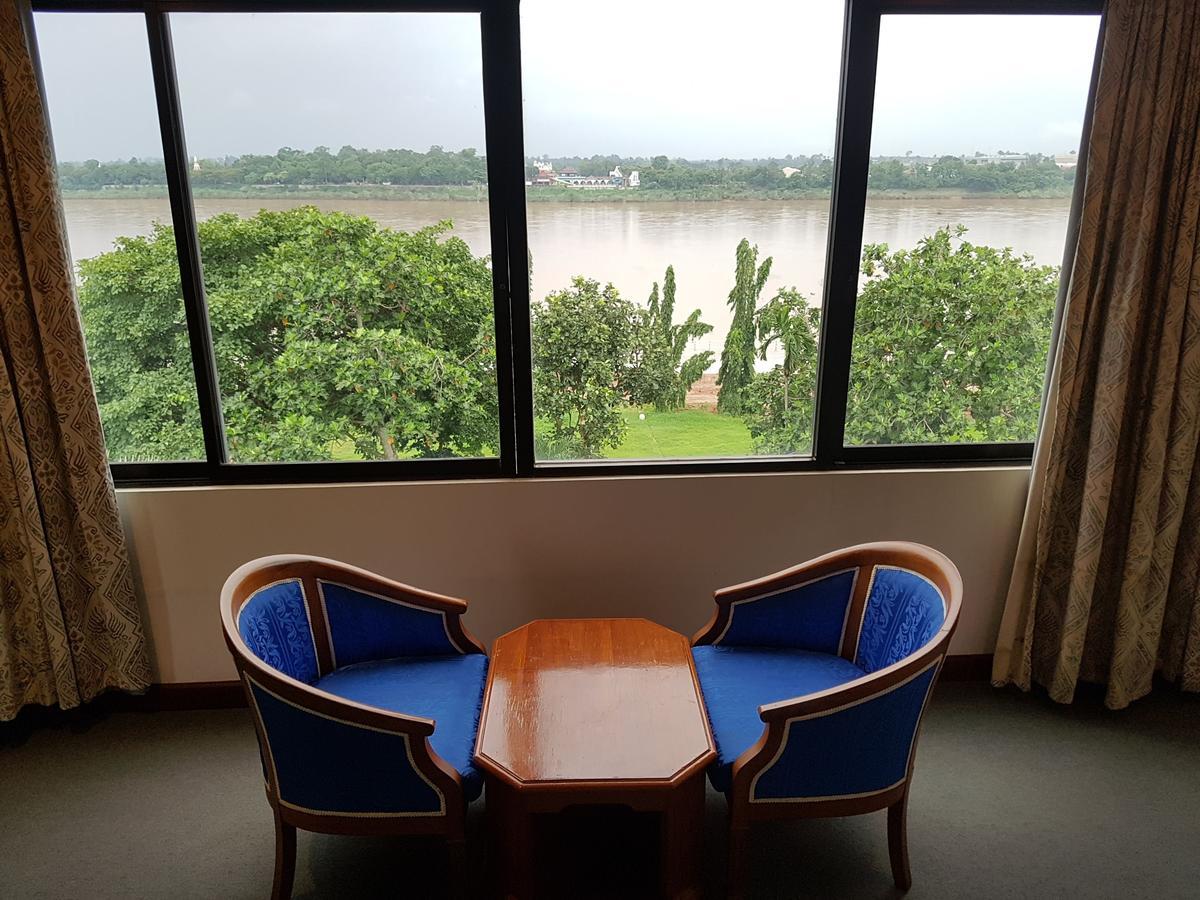 Royal Mekong Riverside Hotel Nong Khai Esterno foto